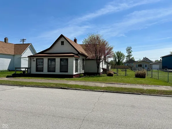 207 W Johnson Ave, West Terre Haute, IN 47885