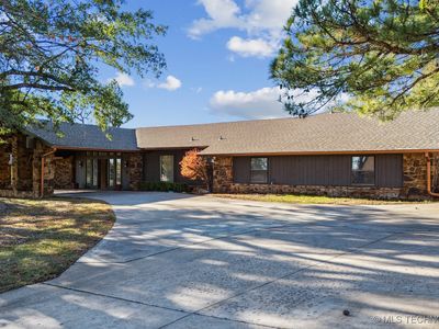 105 N Osage Ridge Dr E, Sand Springs, OK, 74063
