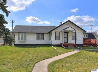 4706 N 16th St, Omaha, NE 68110