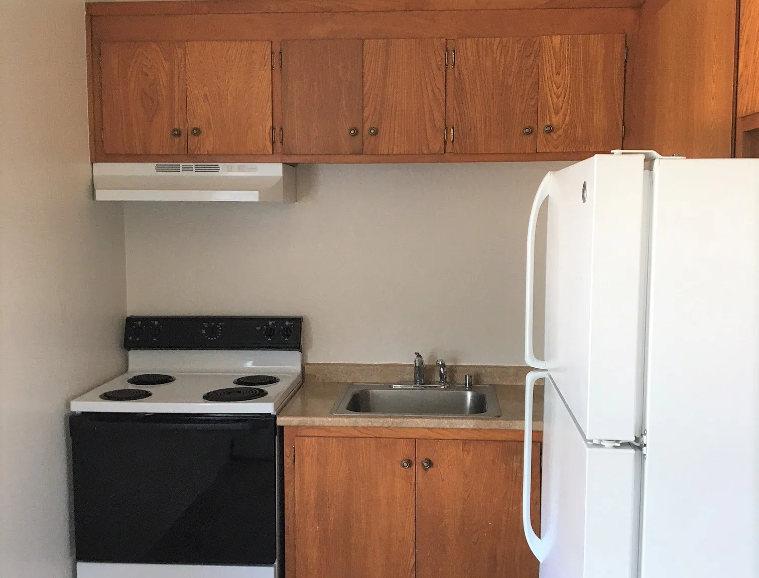 2 bed, 900 sqft, $2,450 — Photo 1