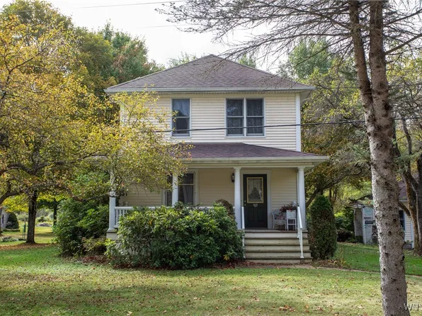 5029 Humphrey Rd, Great Valley, NY 14741