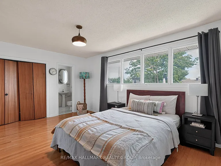 1038 Arnot Rd — Photo 22