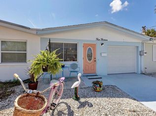 413 63rd St, Holmes Beach, FL 34217