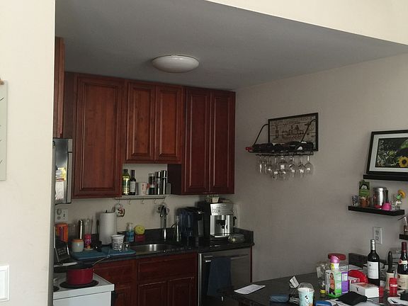 2nd image of 513 Catharine Street # Fl 2nd