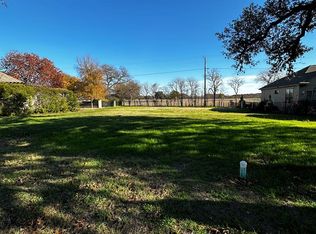 2848 E Rock Barn Dr, Kerrville, TX 78028