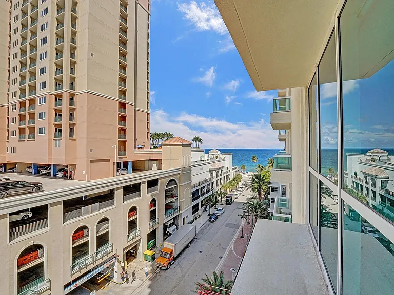 101 S Fort Lauderdale Beach Blvd #806 — Photo 39