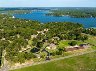 16 Upper Waterfall Rd, Grove, OK 74344