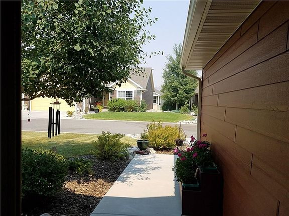 3rd image of 5140 Granite Peak Way