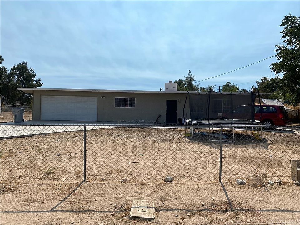 1st image of 14535 Mauna Loa St