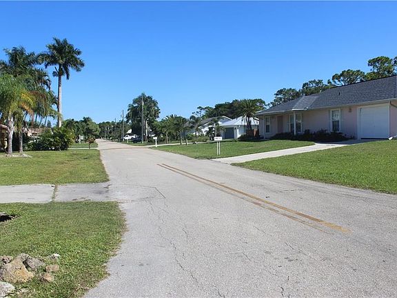 4th image of 28101 Meadowlark Ln