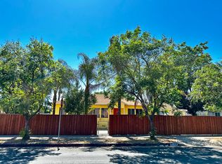 7103 Bellaire Ave, North Hollywood, CA 91605