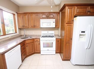 17 O St, Hull, MA 02045