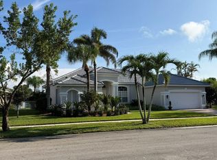 7041 SE Bay Hill Dr, Stuart, FL 34997