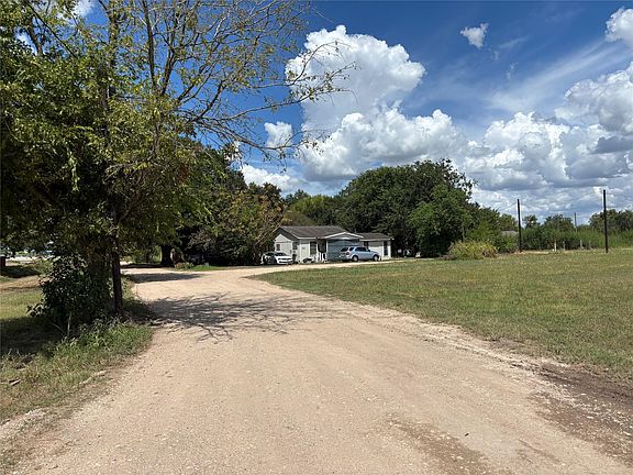 4th image of 4730 11th St