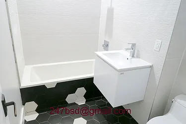 Rented by Lucky Apt Inc