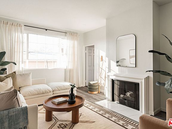 2nd image of 5051 Rosewood Ave APT 205