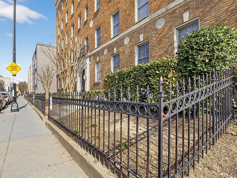 1417 Newton St NW #404 — Photo 25