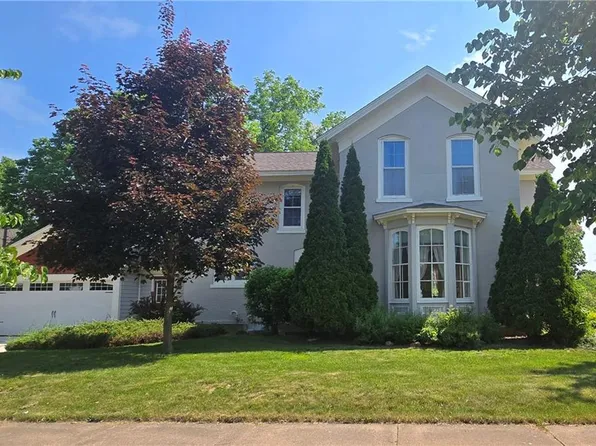 422 West Columbia Street, Chippewa Falls, WI 54729