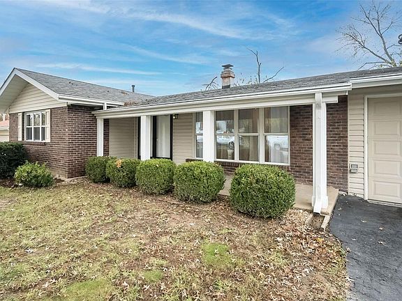 5th image of 11641 Frontier Dr