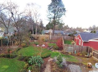 2035 Bruce St NE, Salem, OR 97301