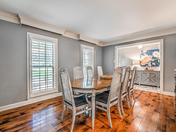 3rd image of 2165 Wickersham Ln