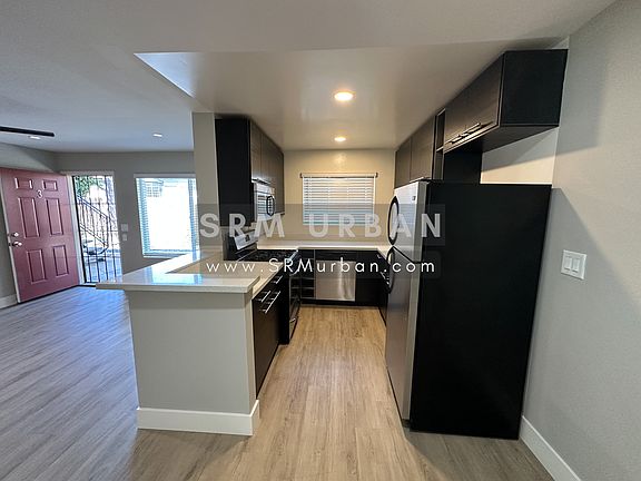 3rd image of 4327 Oregon St APT 3