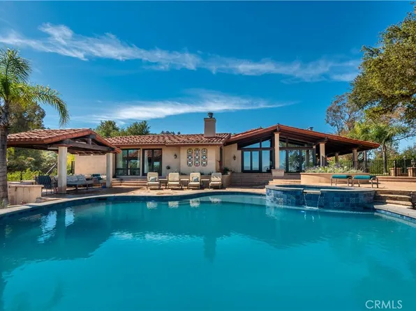 23815 Park Belmonte, Calabasas, CA 91302