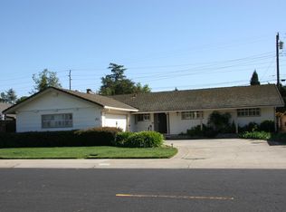 906 Kirkwood Dr, Lodi, CA 95242
