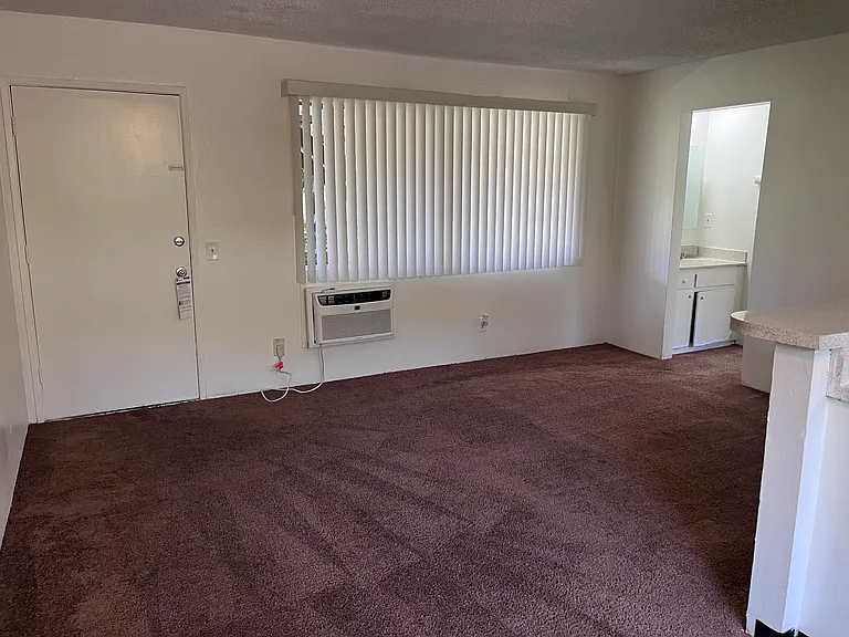 13955 Coteau Dr — Photo 31