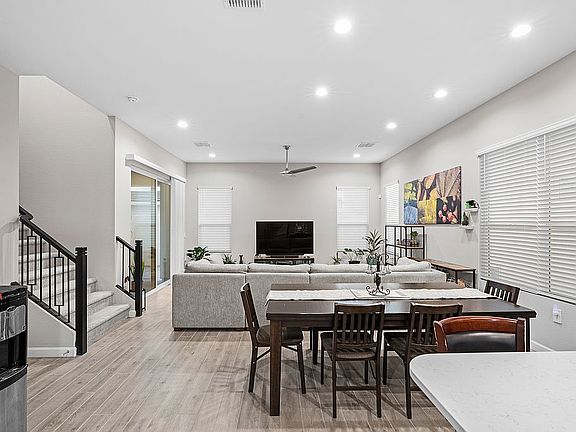 3rd image of 4855 E Shady Glen Ave