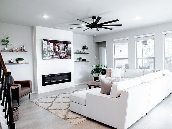 Main Floor Living Area