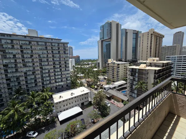 2215 Aloha Dr #12M, Honolulu, HI 96815