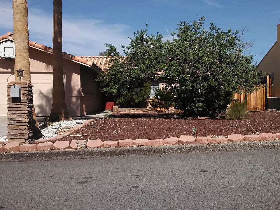 1st image of 13925 Quinta Way