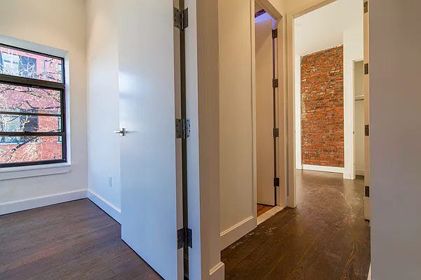 Rented by Nooklyn NYC LLC | media 21