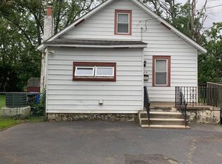 1619 Pennsauken St, Cinnaminson, NJ 08077