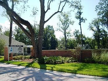 2nd image of 2755 Ashton Oaks Dr