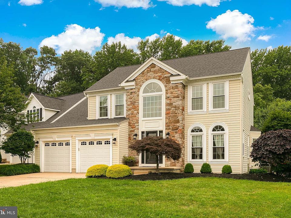 1st image of 1408 Halkirk Way