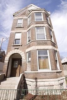 1st image of 2246 W Medill Ave