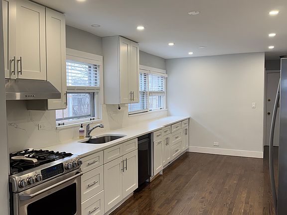 5th image of 6752 E Prairie Rd #1