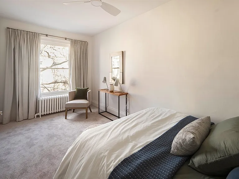 413 Beacon St #5 — Photo 10