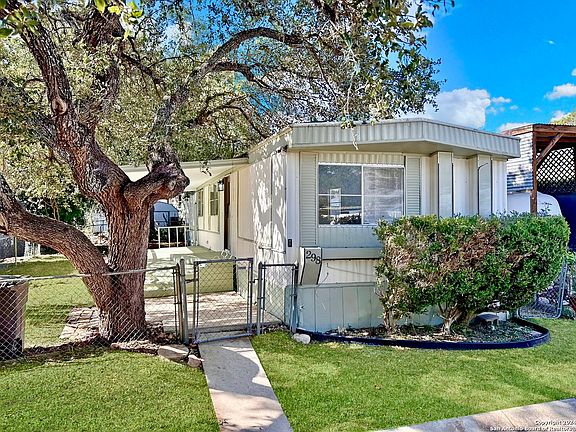 2nd image of 16240 #298 SAN PEDRO AVE