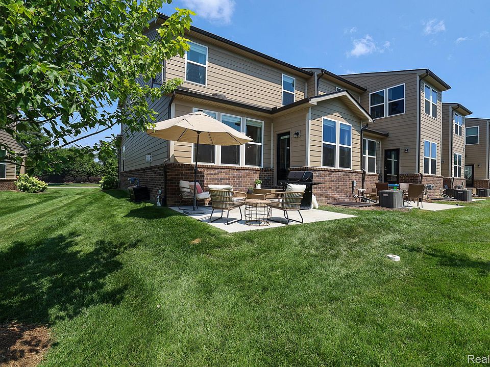 1st image of 1983 Addison Cir