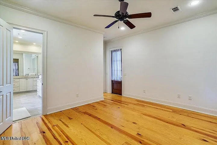 102 Cypress Lake Blvd S — Photo 23