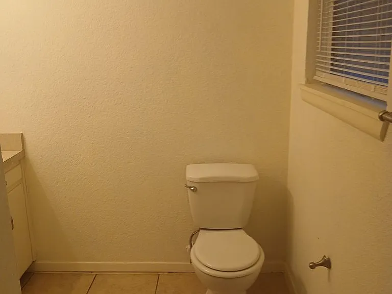 4918 Rockport Dr — Photo 17