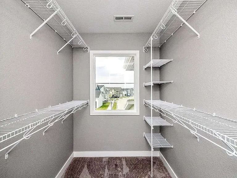 1817 NE Heritage Dr — Photo 21