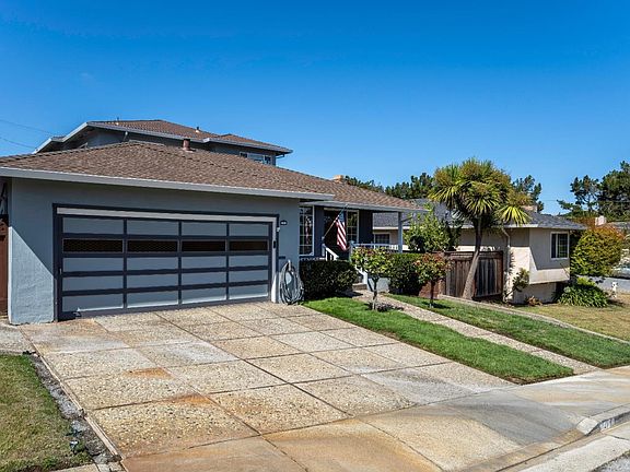 3rd image of 121 Glenbrook Ln