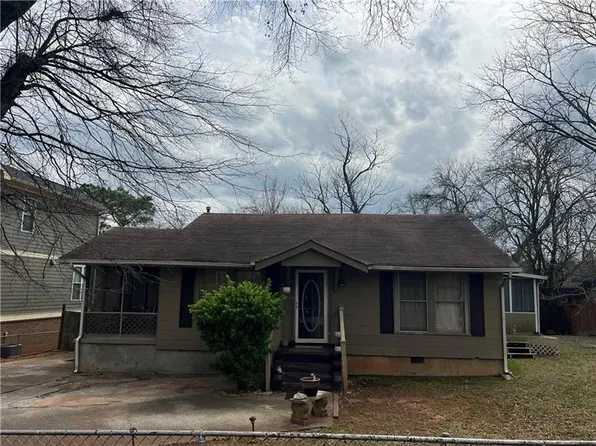 3143 Cedar St, Scottdale, GA 30079