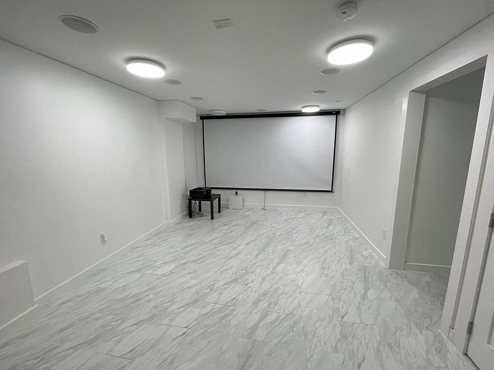 Living / Family Room