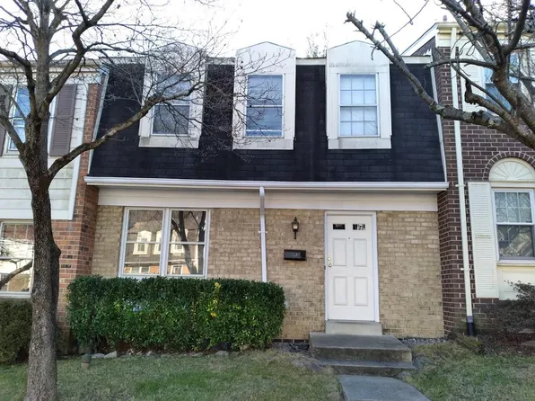 9 Honey Brook Ln, Gaithersburg, MD 20878