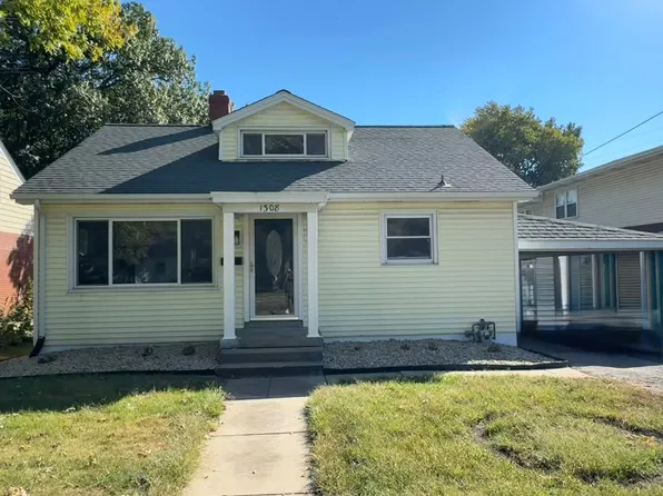 1308 Troy Rd, Edwardsville, IL 62025